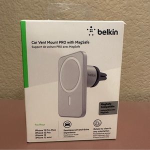 Belkin Magnetic Car Vent Mount PRO with MagSafe